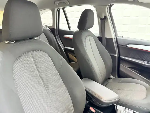 BMW X1 view 28
