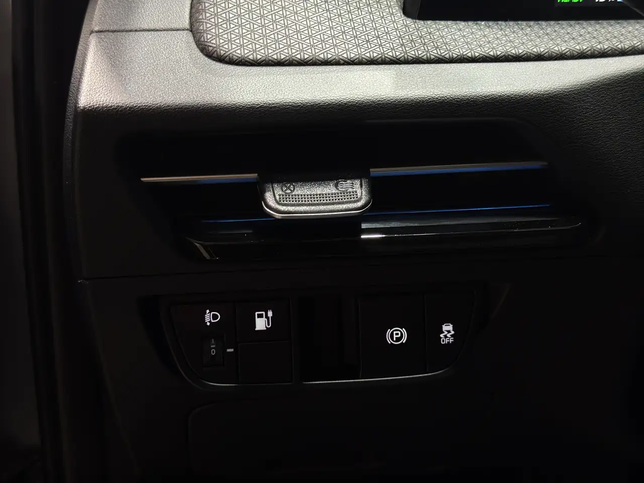 Kia EV6 EARTH 77 kWh ***LEATHER*HEATED SEATS & STEERING*** 23