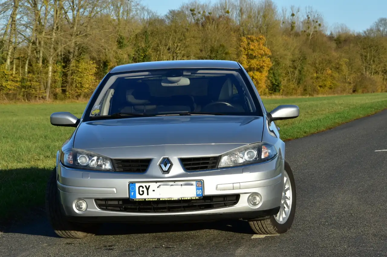Renault Laguna 2.0 16V Luxe Carminat