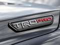 Toyota Tacoma 2025 TRD PRO 4x4 € 81500 +ISODYNAMIC RED SEATS Schwarz - thumbnail 37