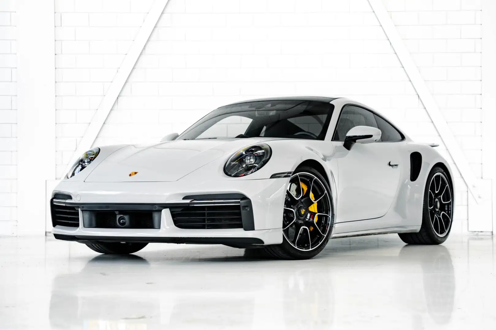 Porsche 992 (992) Turbo S | Sport Chrono Pakket | Sportuitlaat Grijs - 1