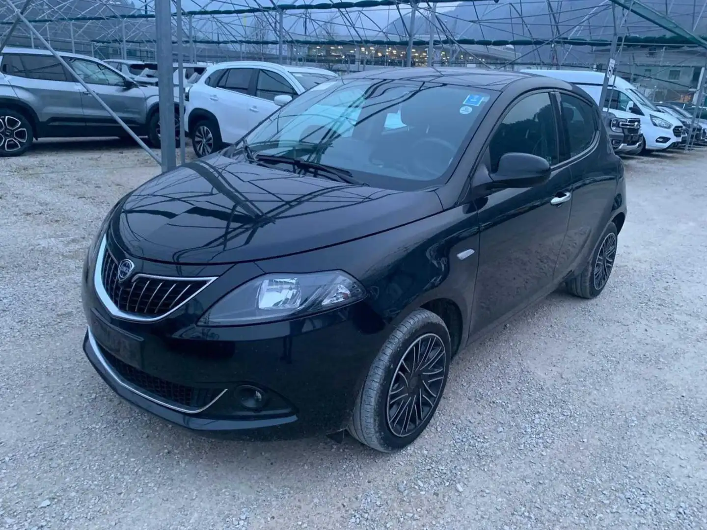 Lancia Ypsilon 1.0 FireFly S&S Hybrid Gold - VARI COLORI! Nero - 1