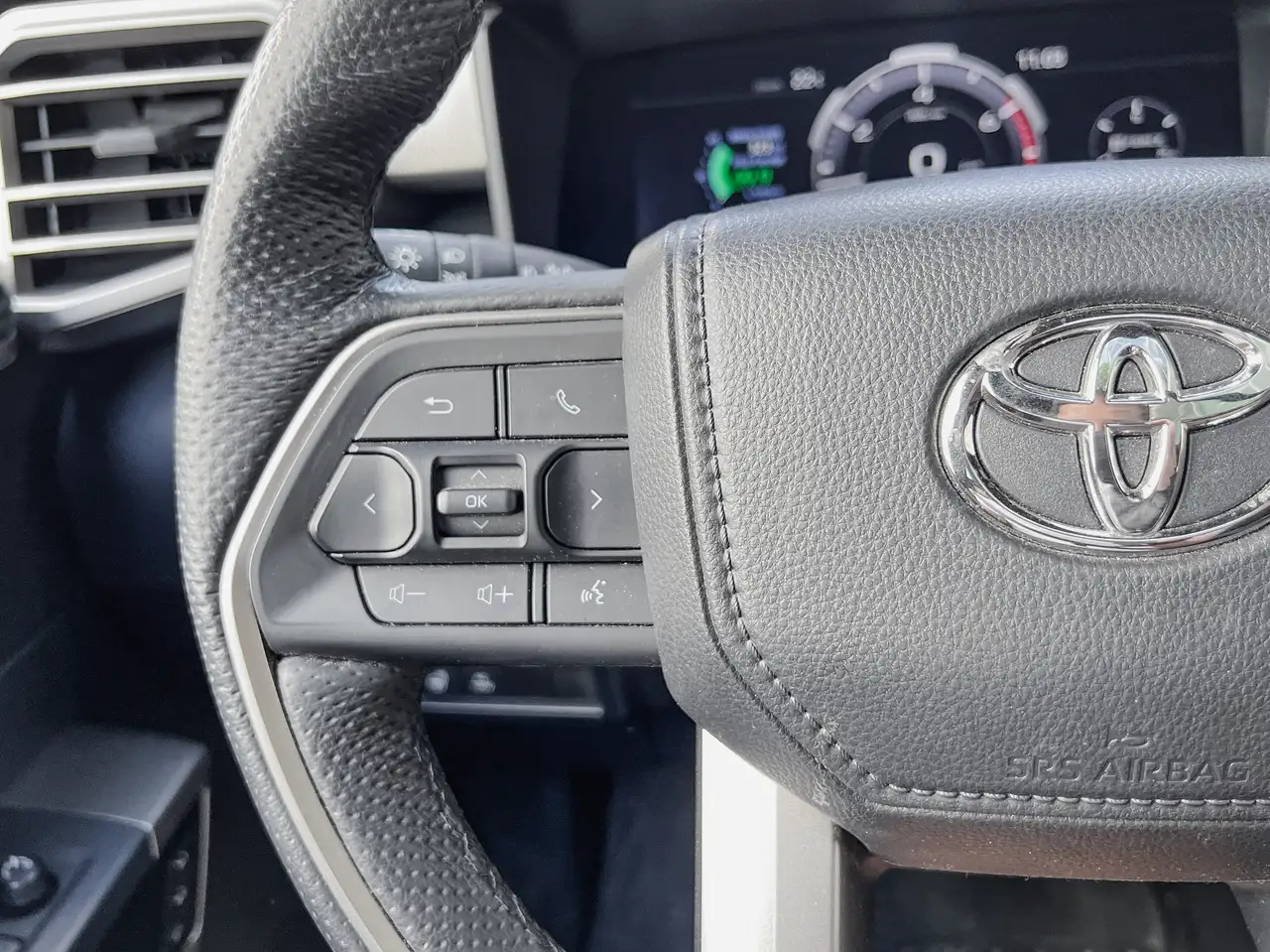 Toyota Tundra снимка Toyota Tundra