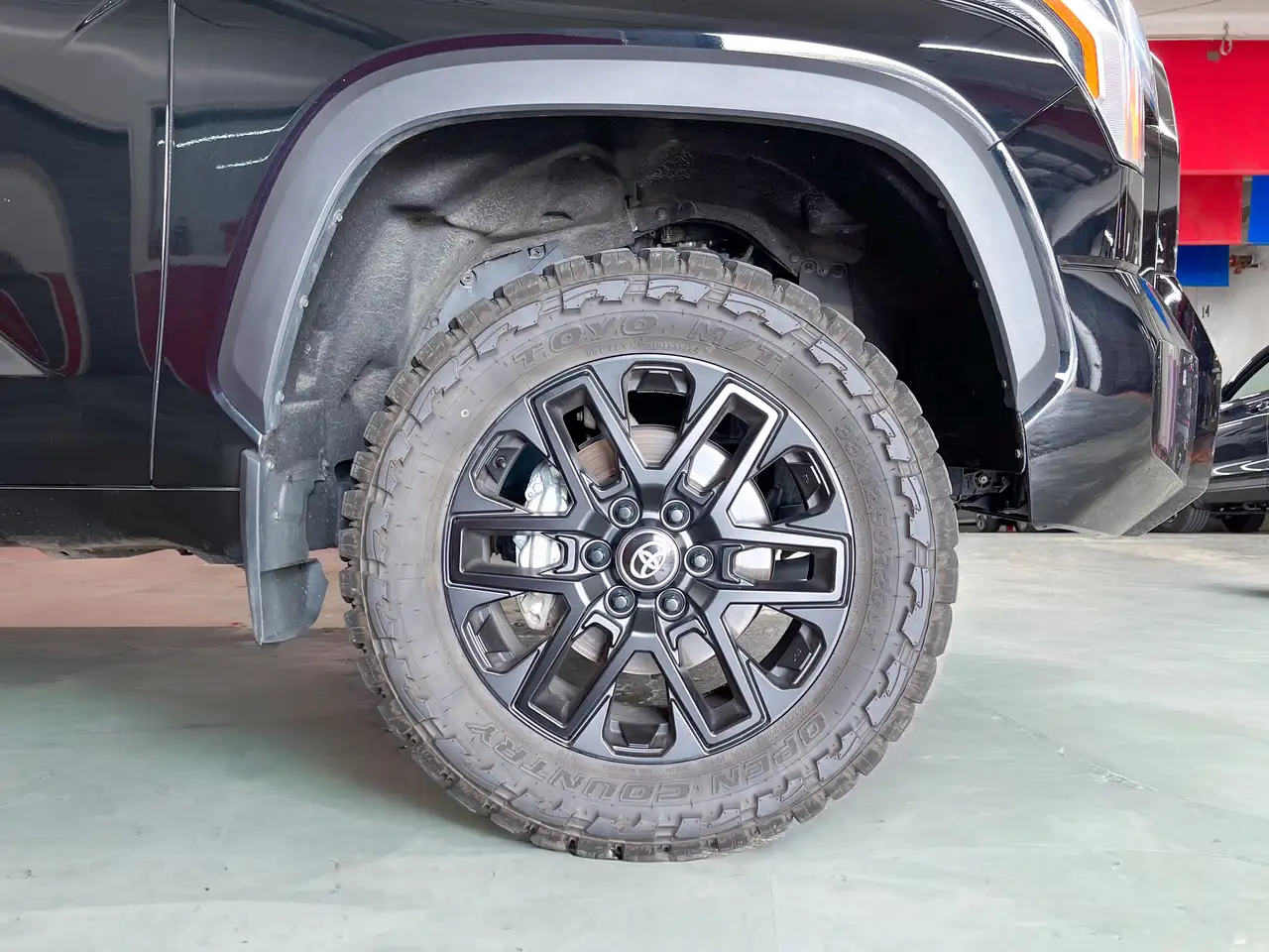 Toyota Tundra снимка Toyota Tundra