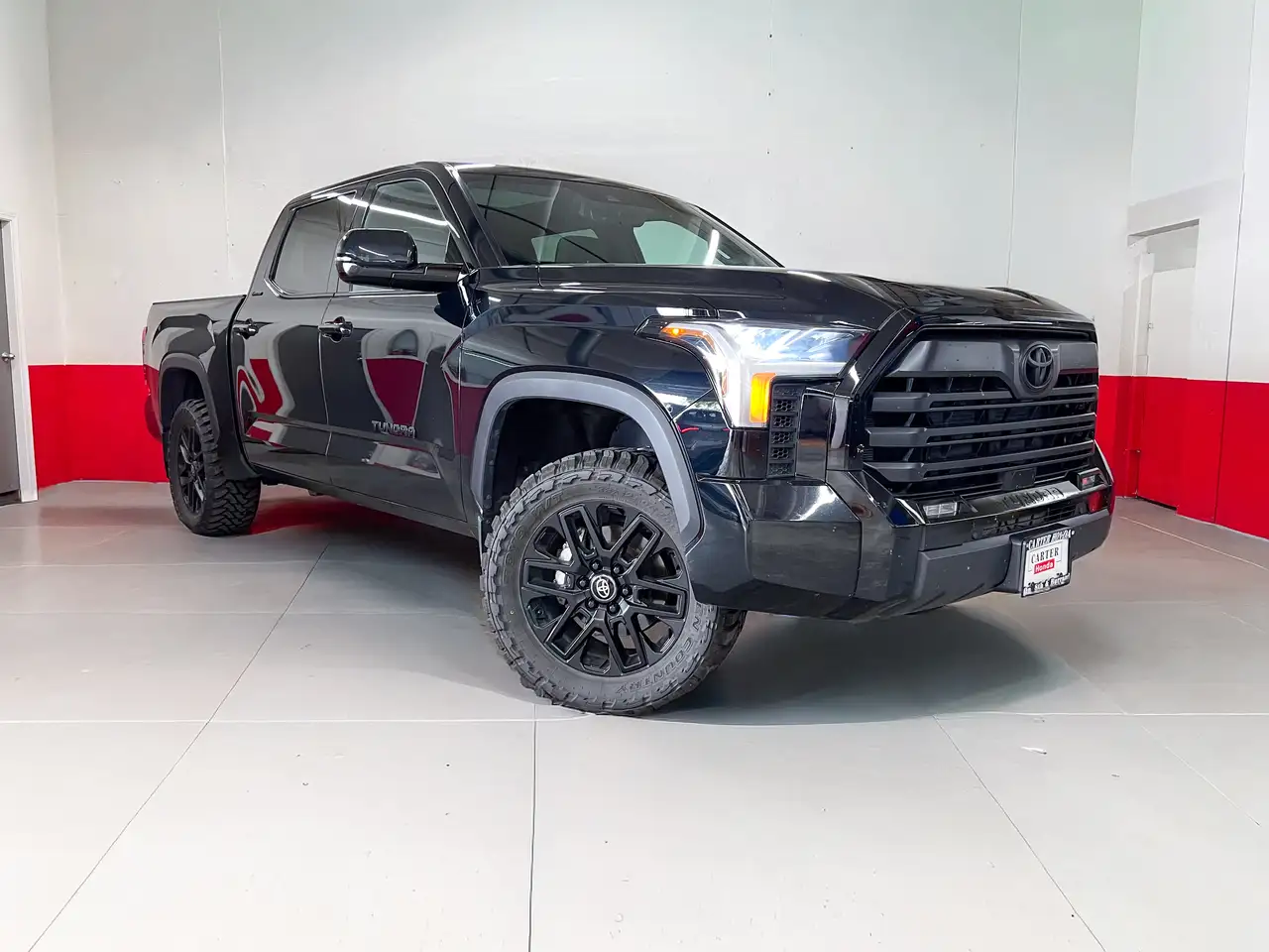 Toyota Tundra снимка Toyota Tundra