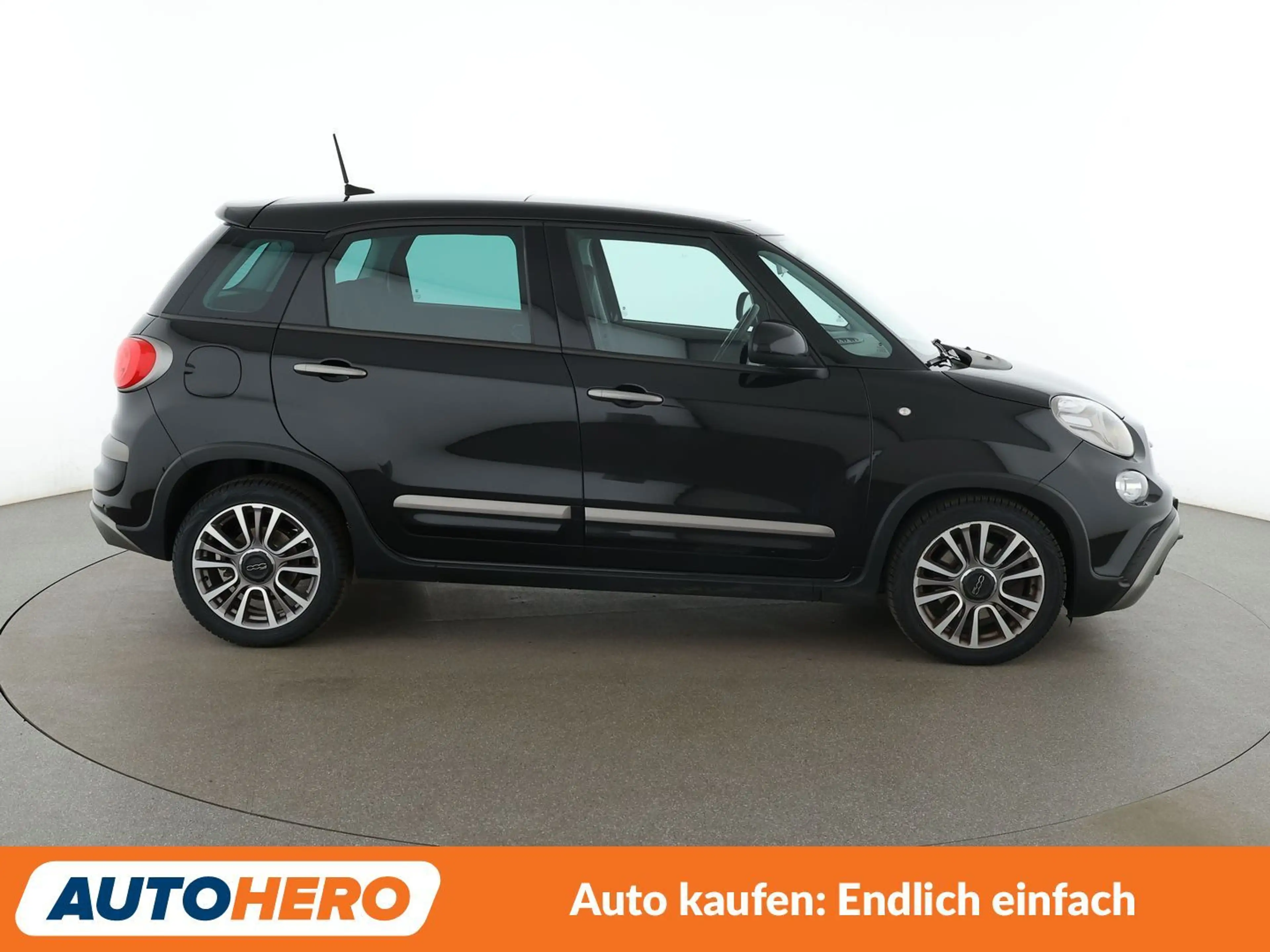 Fiat 500L 1.4 Turbo Cross*TEMPO*CAM*PDC*LIM*ALU*KLIMA* — photo 7