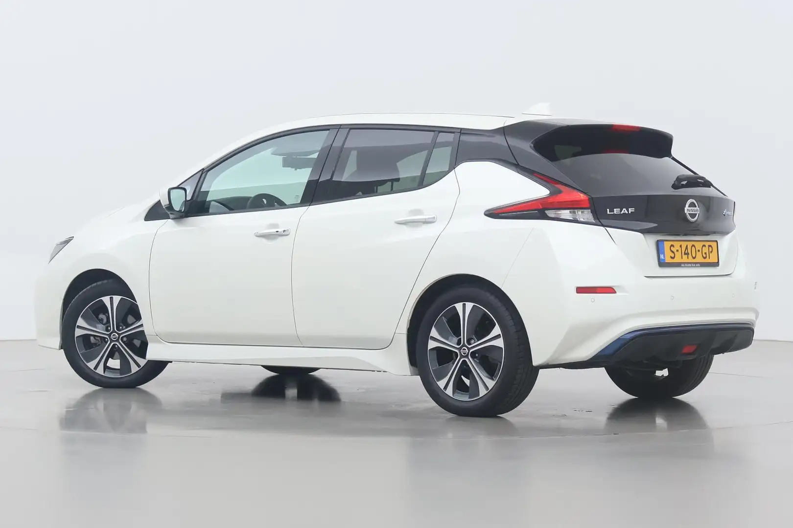 Nissan Leaf Business Executive 40 kWh | 360° Camera | Stoelver Bianco - 2