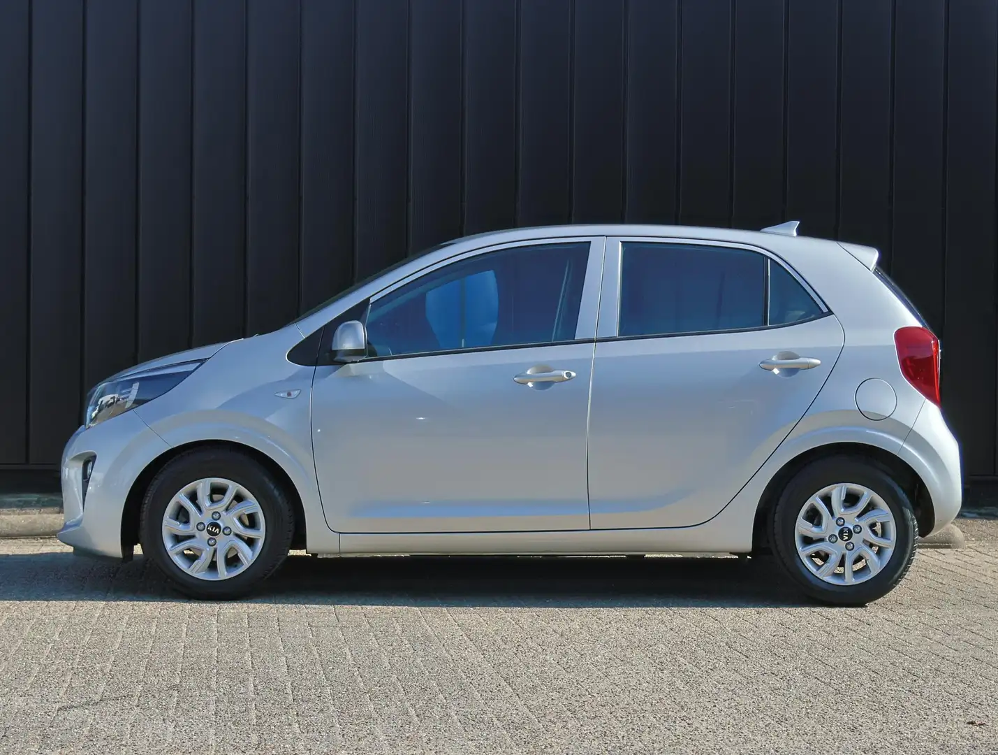 Kia Picanto 1.0 CVVT ComfortPlusLine Navigator | Airco | Achte Grau - 2