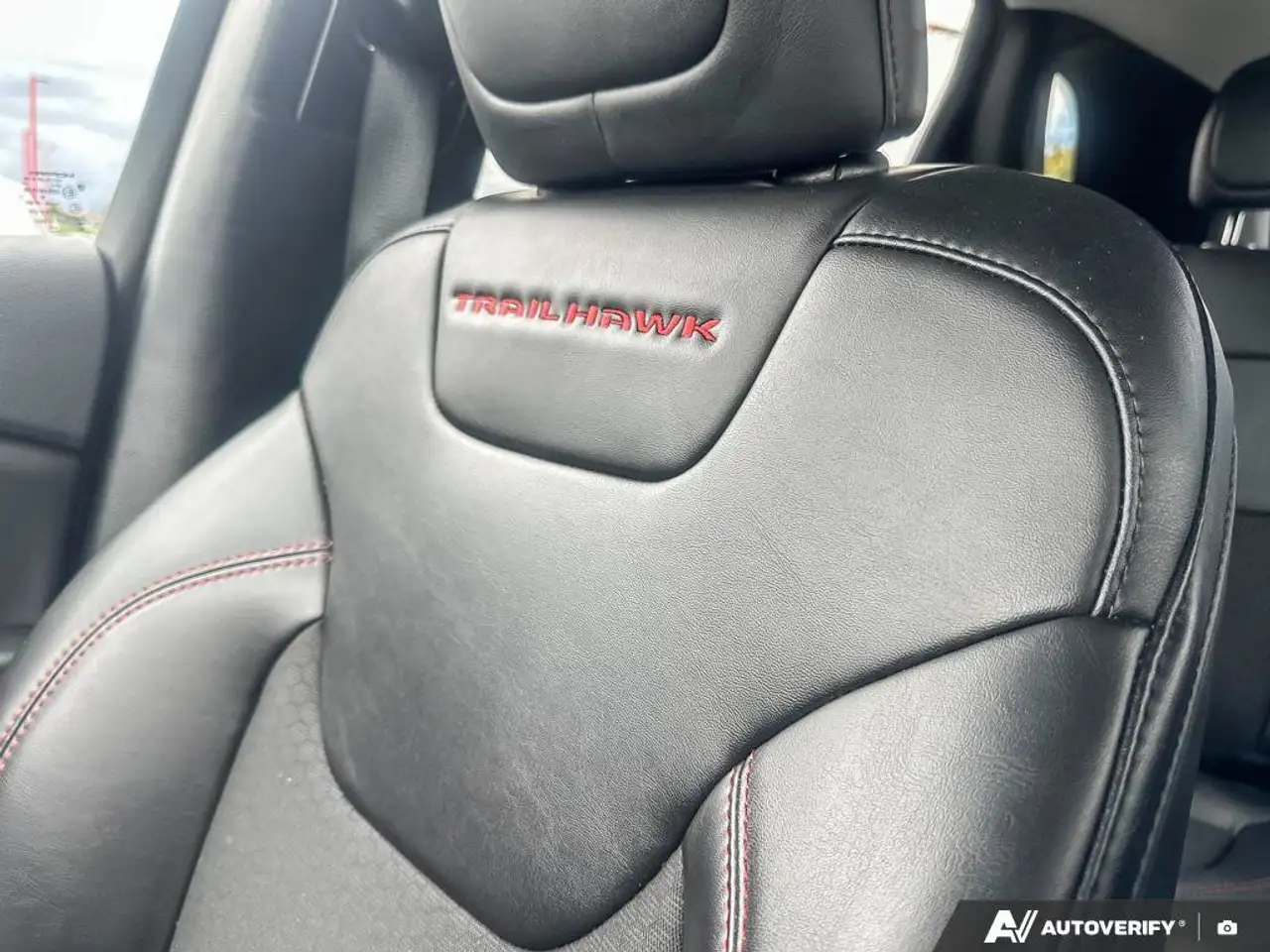 Jeep Cherokee снимка Jeep Cherokee