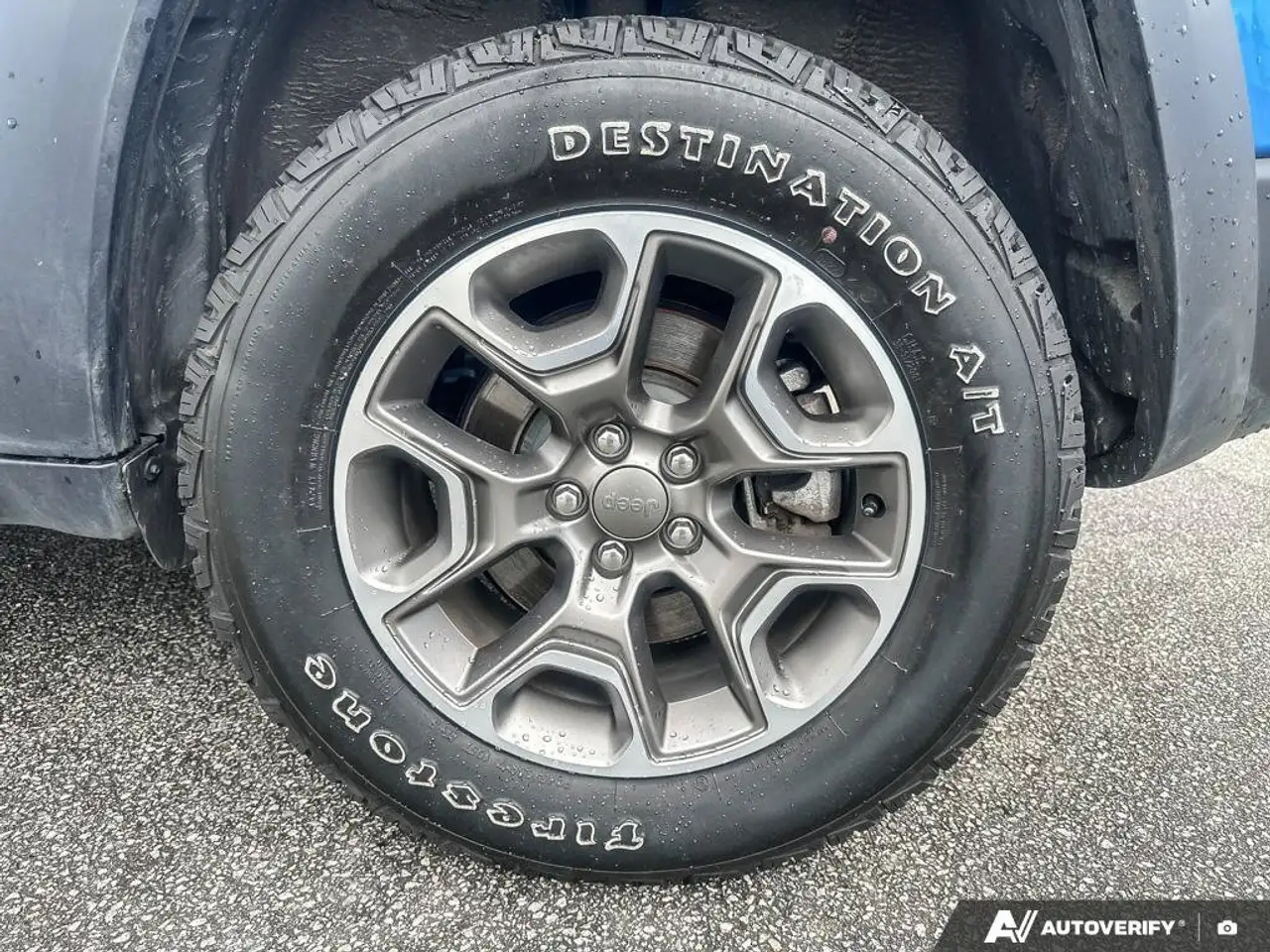Jeep Cherokee снимка Jeep Cherokee