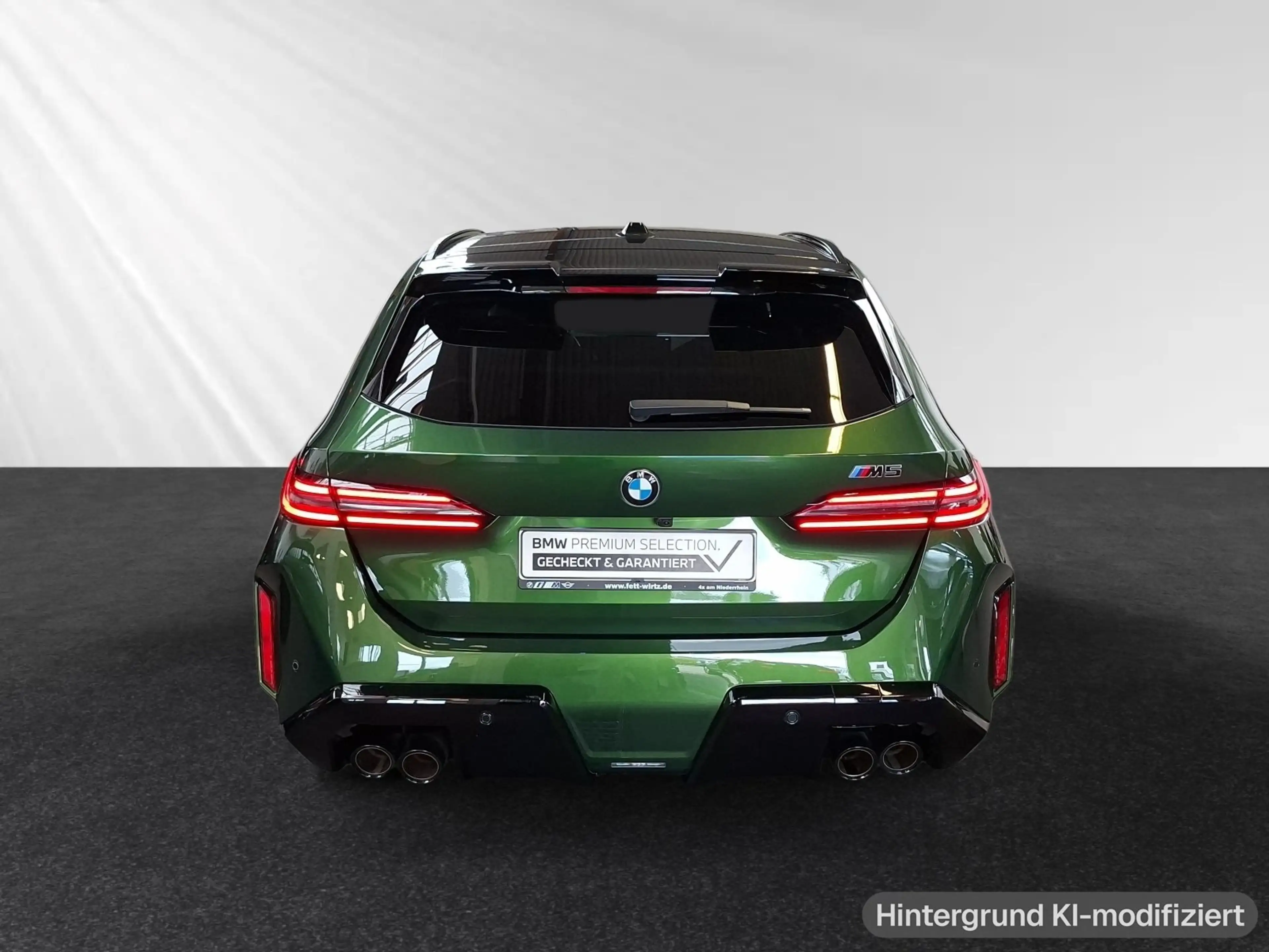 BMW M5 Touring *Anglesey Green*|AHK|DAProf.|B&W — photo 8