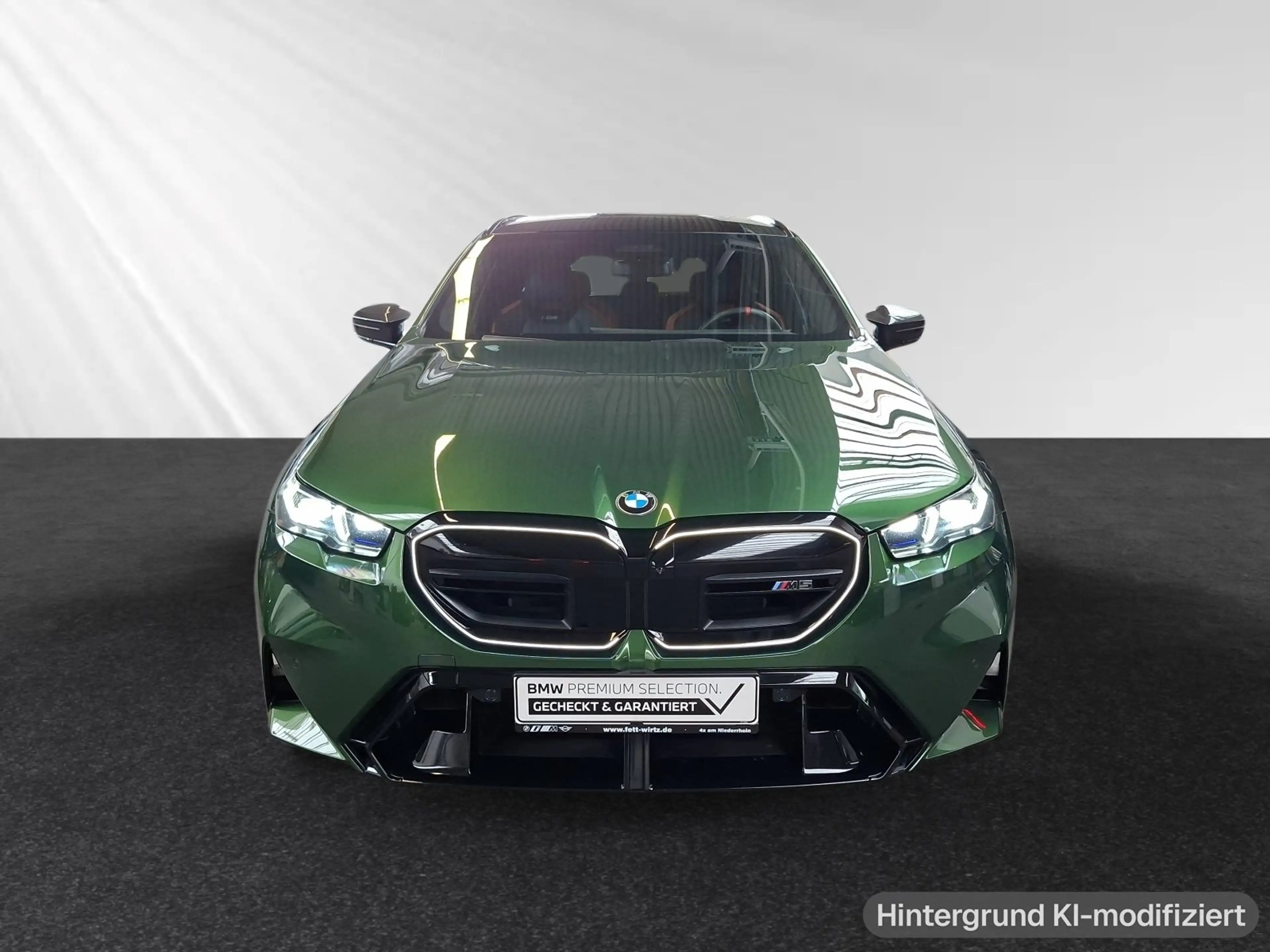 BMW M5 Touring *Anglesey Green*|AHK|DAProf.|B&W — photo 7