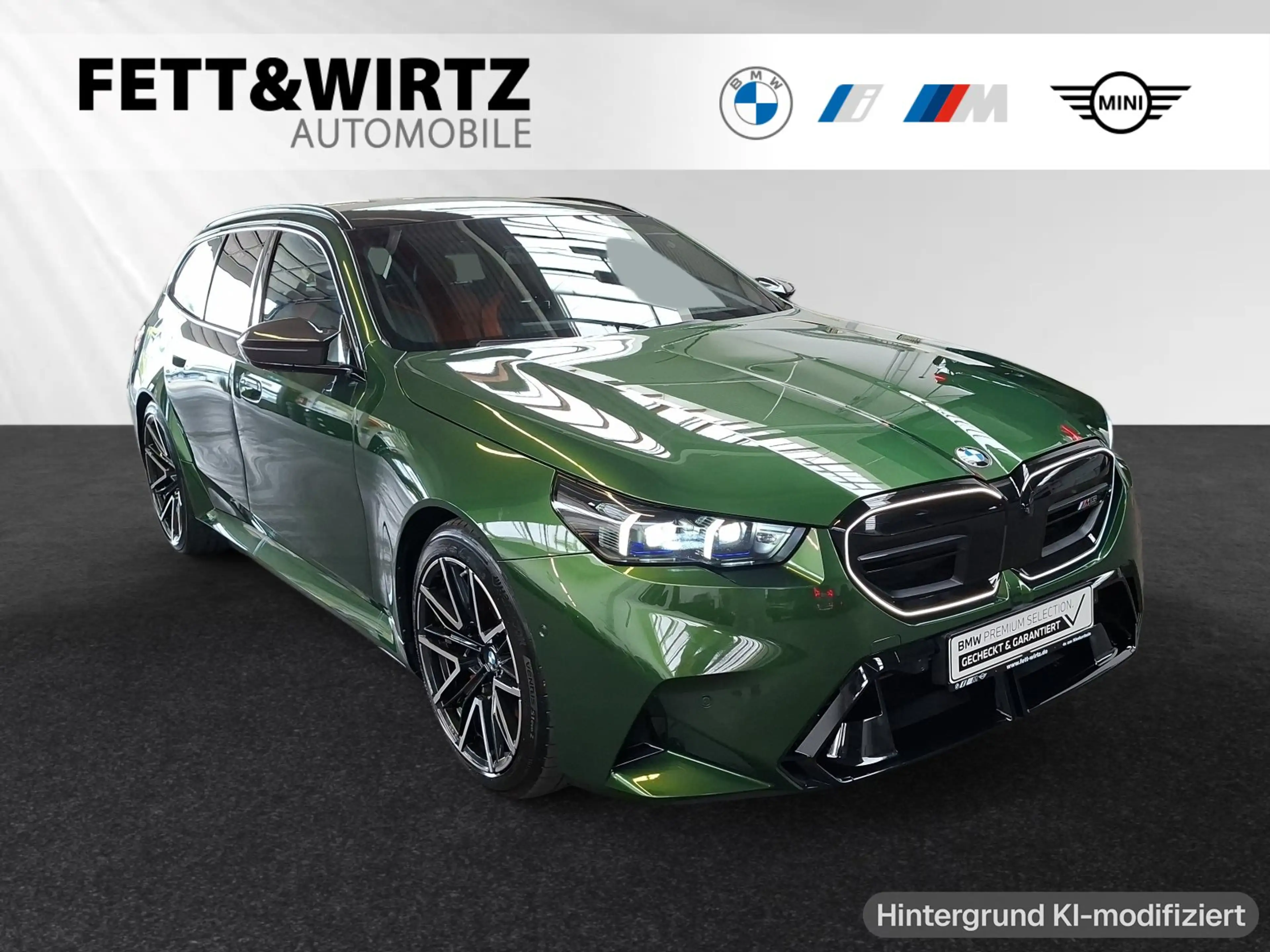 BMW M5 Touring *Anglesey Green*|AHK|DAProf.|B&W