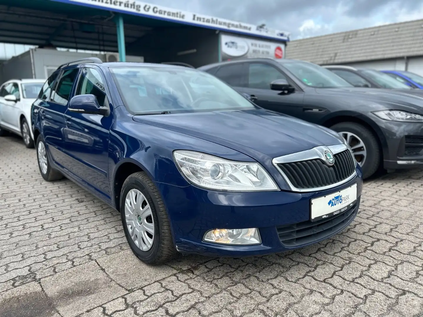 Skoda Octavia Combi Impuls Edition Blau - 2