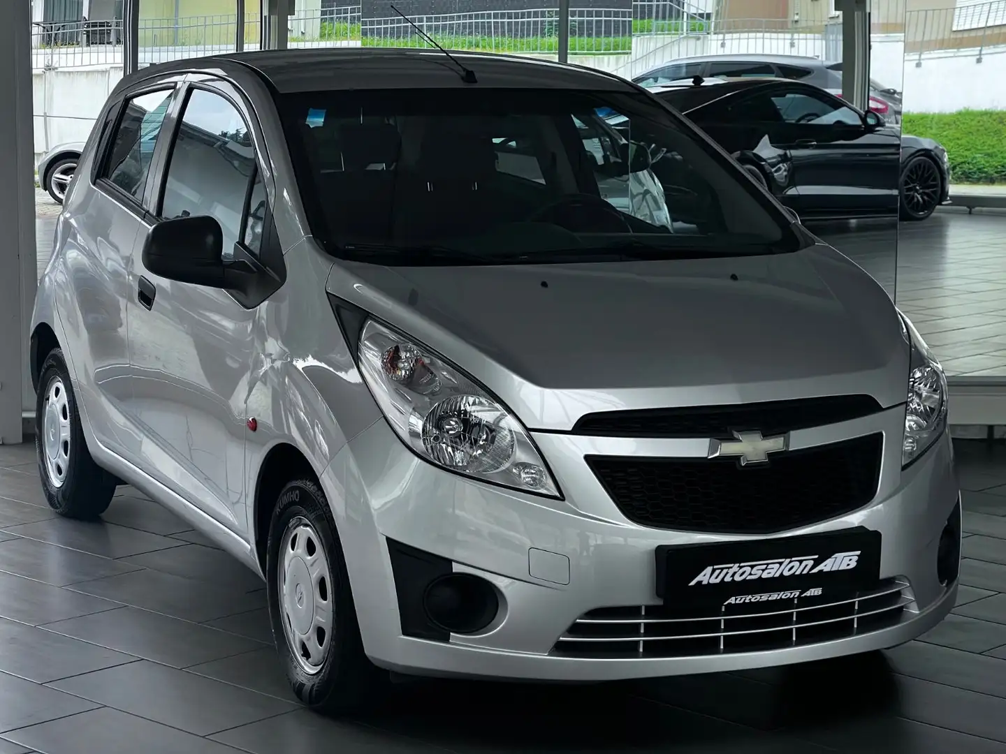 Chevrolet Spark Basis+ "TÜV 07/2027" Silber - 1