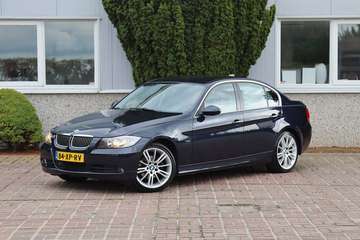 325i Executive Sedan 6-Cilinder Automaat 2007