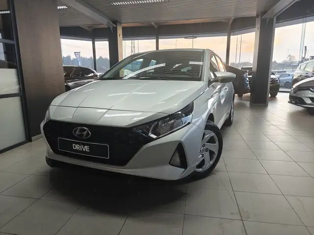 Hyundai i20 T-GDI Twist *PDC/APP Connect / Camera*