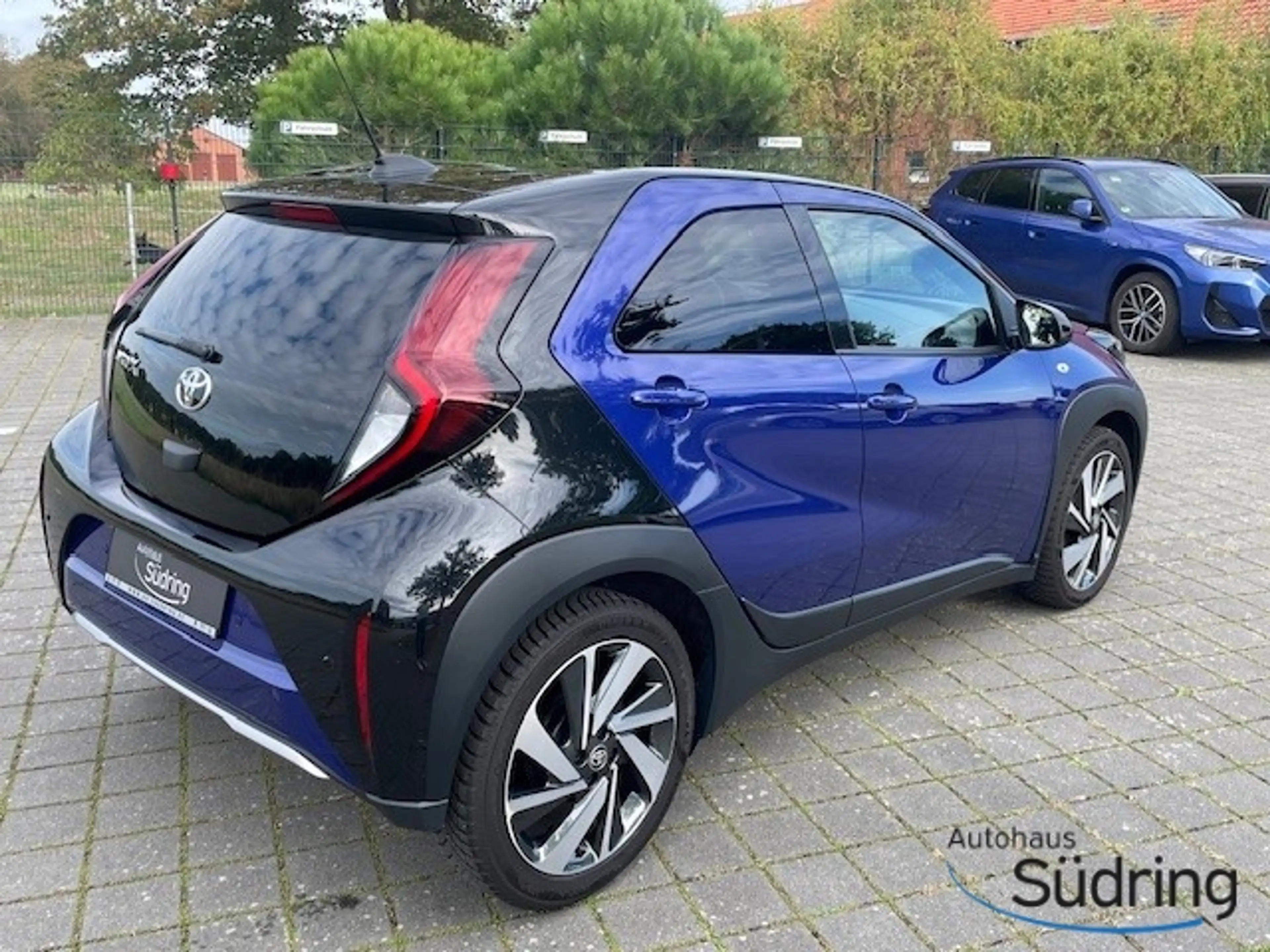 Toyota Aygo X 1,0 VVT-i Explore LED CarPlayAndroid Auto — photo 6