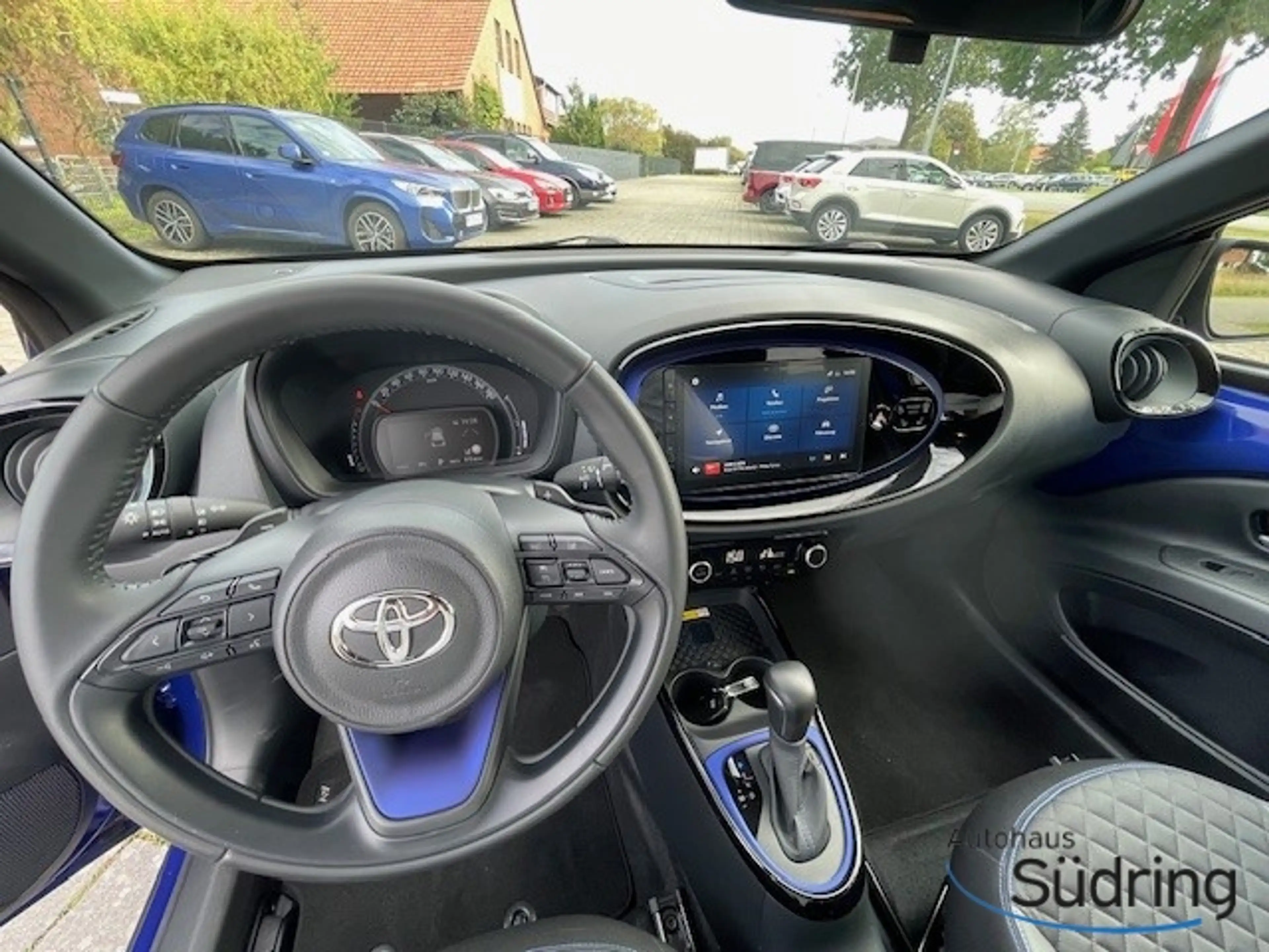 Toyota Aygo X 1,0 VVT-i Explore LED CarPlayAndroid Auto — photo 8