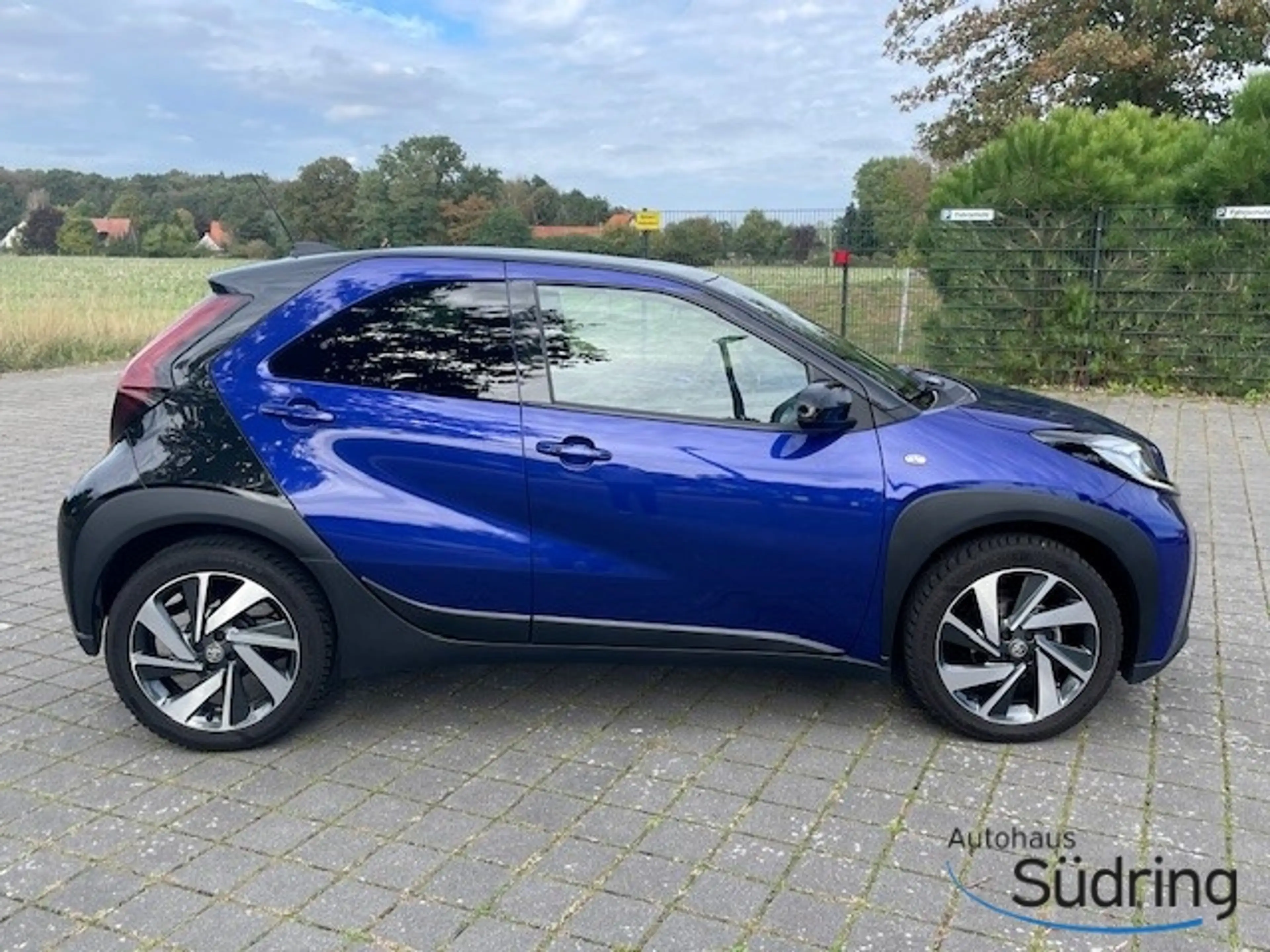 Toyota Aygo X 1,0 VVT-i Explore LED CarPlayAndroid Auto — photo 5