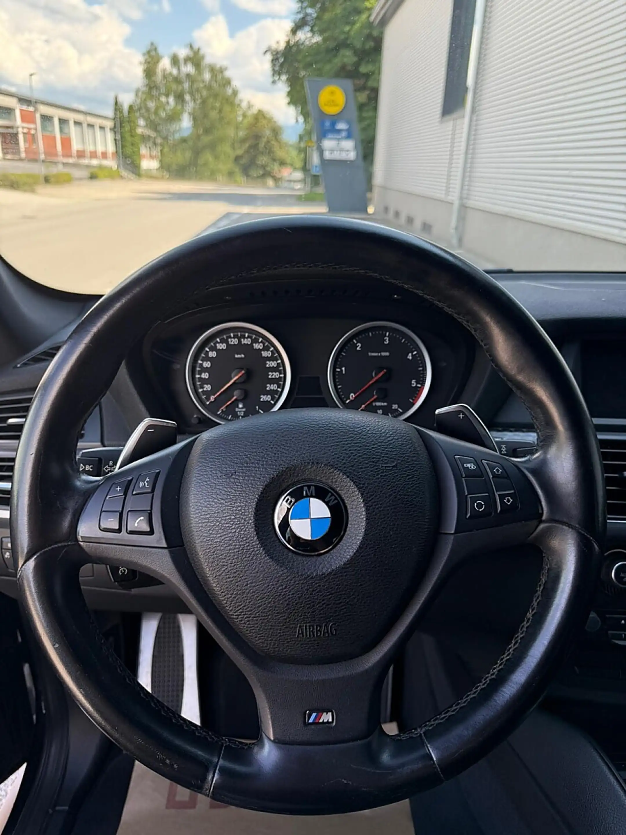 BMW X6 -Reihe xDrive40d — photo 8
