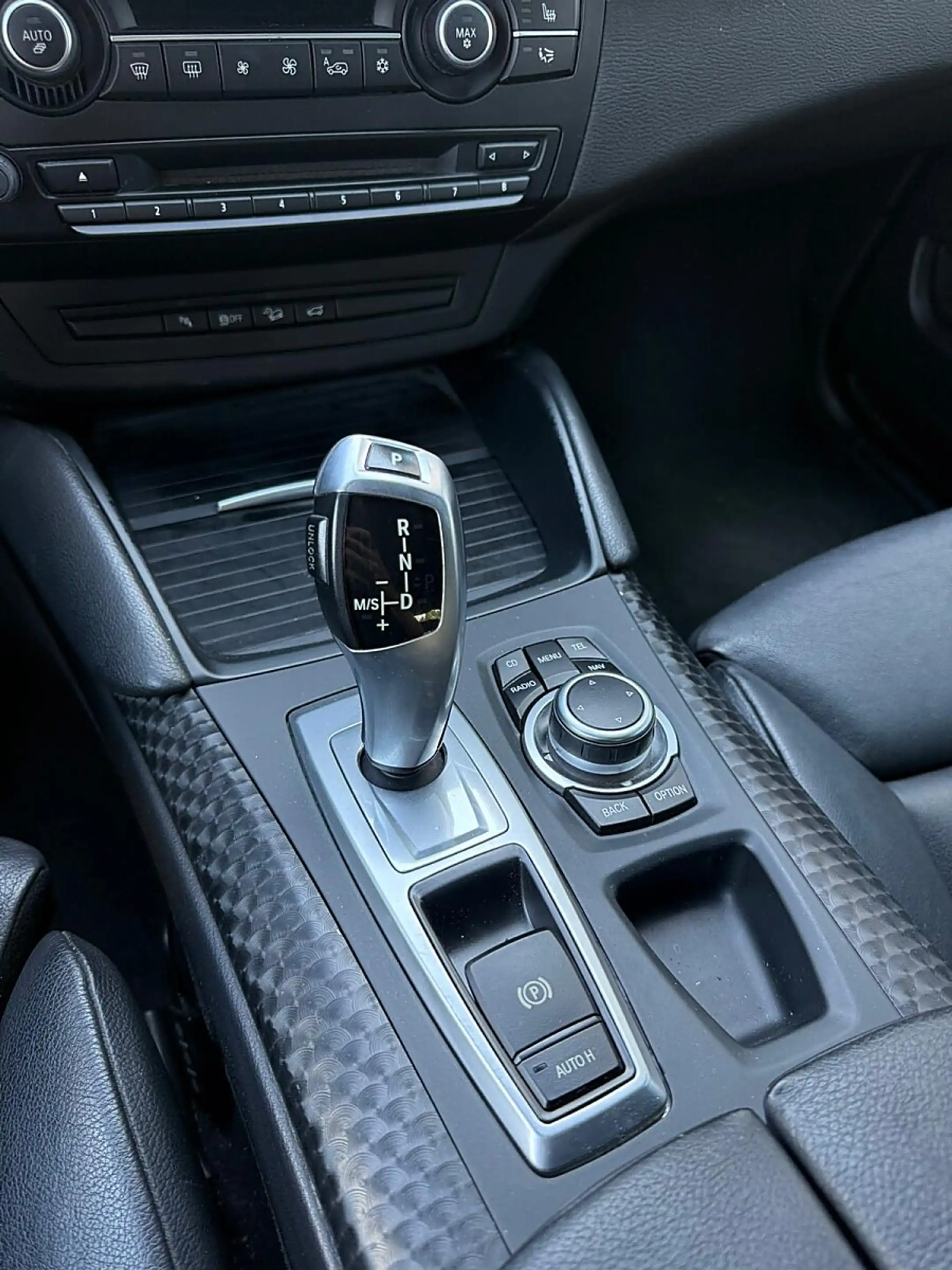 BMW X6 -Reihe xDrive40d — photo 13