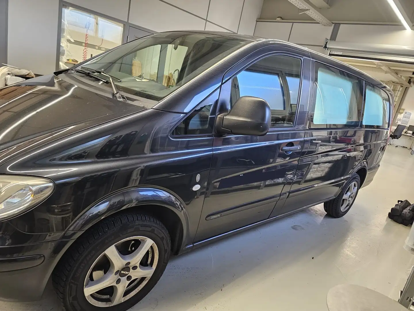 Mercedes-Benz Vito 111Kuhlmann Cars Bestattungswagen/Leichenwagen Schwarz - 2