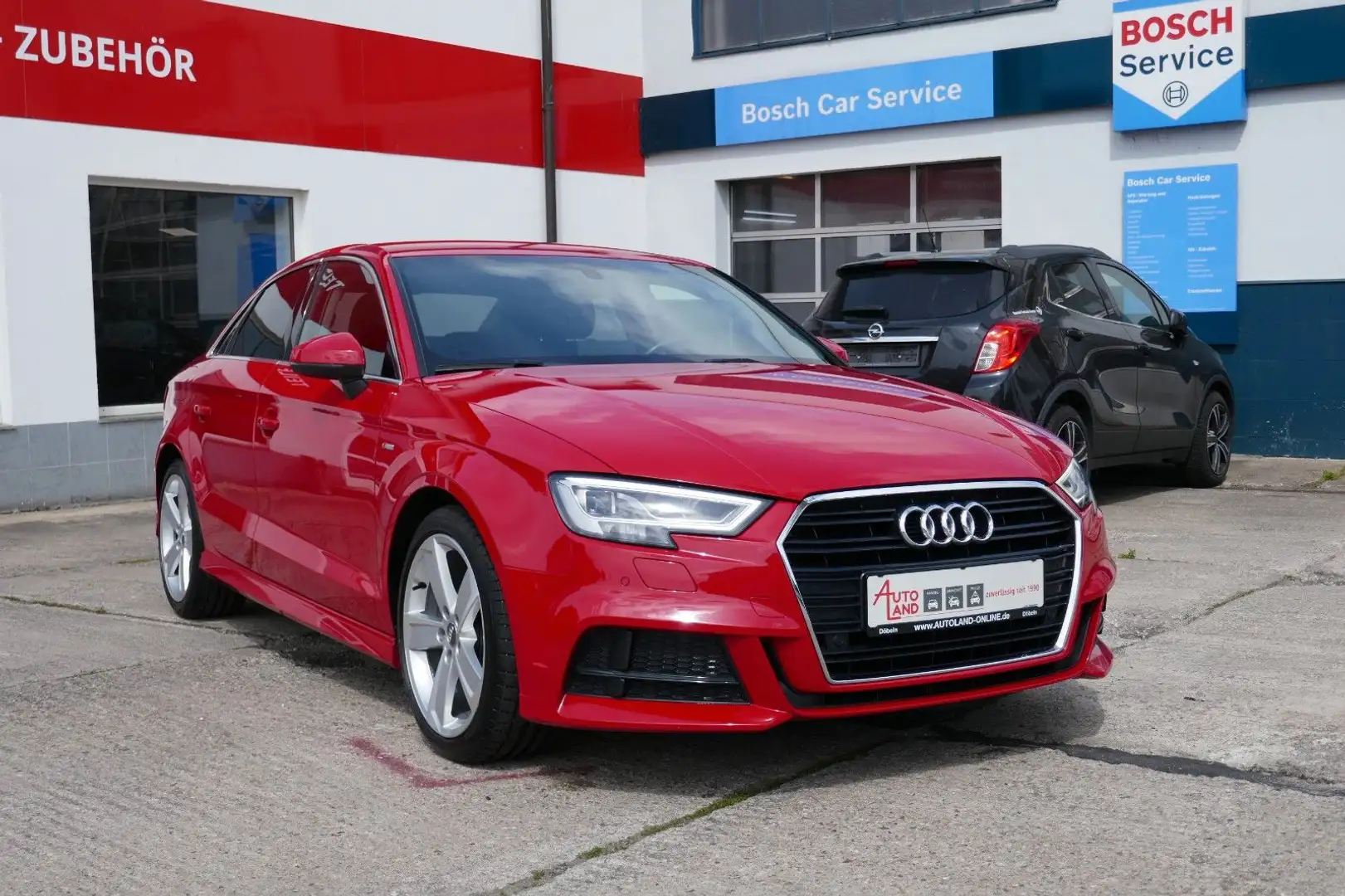 Audi A3 Lim 30 TDI DSG sport S Line LED/Navi/DAB/SHZ Rot - 1
