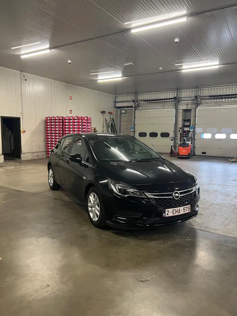 Opel Astra 1.6 D (CDTI) Start/Stop Business Noir - 1