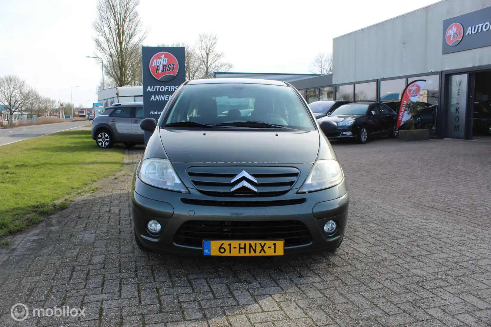 Citroen C3 1.4i-16V Exclusive Grau - 2