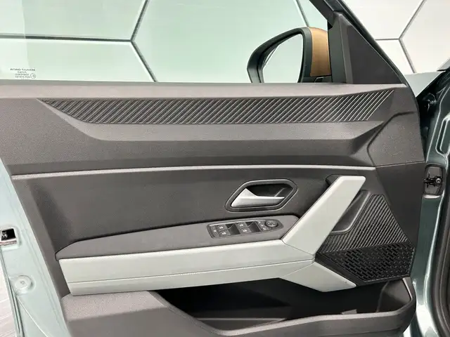 Dacia Duster view 12