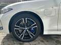 BMW 330 e T M Sport FACELIFT HUD ACC PanoD.SuView.AHK Weiß - thumbnail 9
