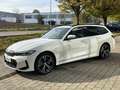 BMW 330 e T M Sport FACELIFT HUD ACC PanoD.SuView.AHK Weiß - thumbnail 3