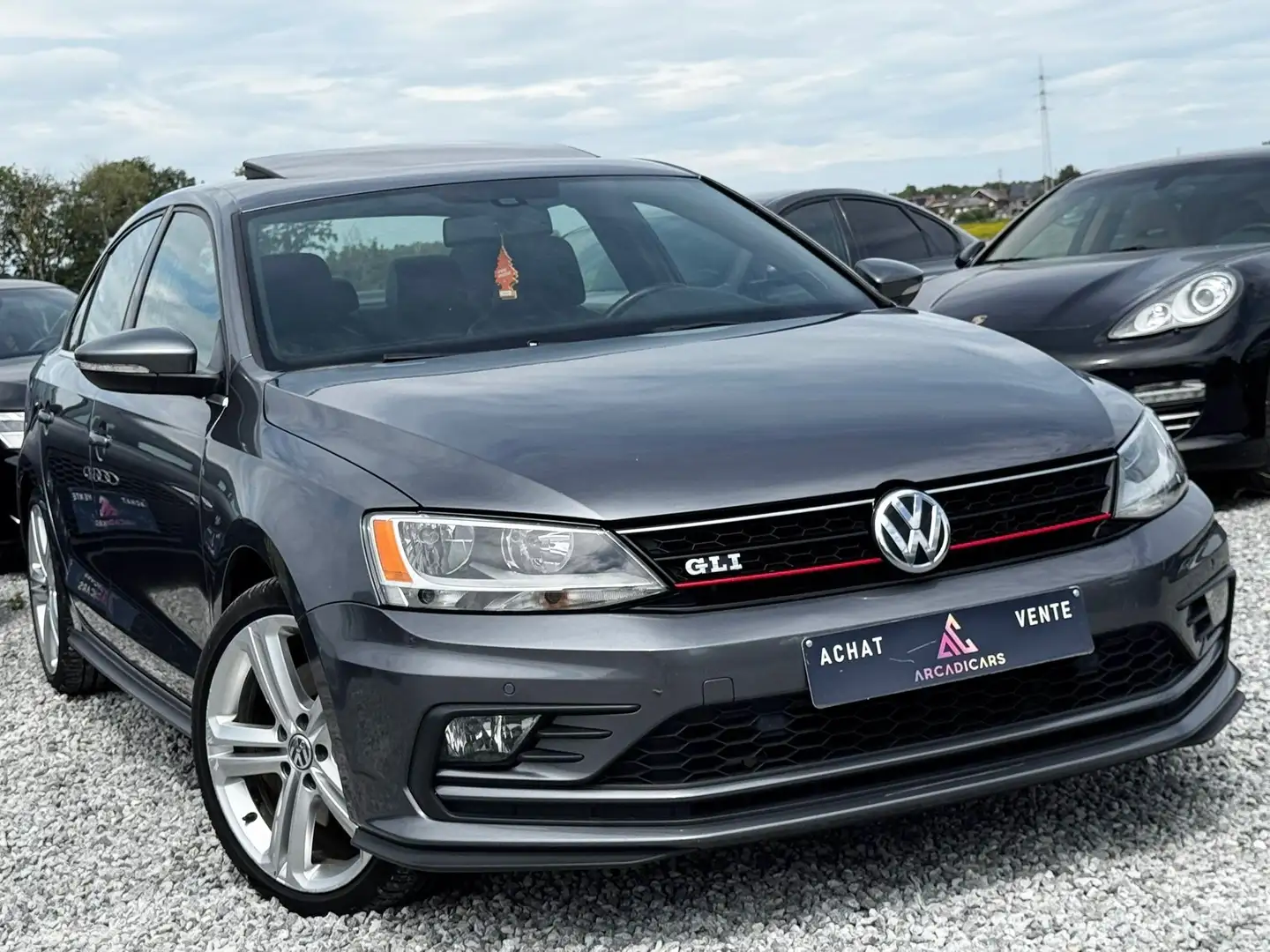 Volkswagen Golf GTI JETTA GTI - TOIT OUVRANT - CUIR - CAMERA Grey - 2