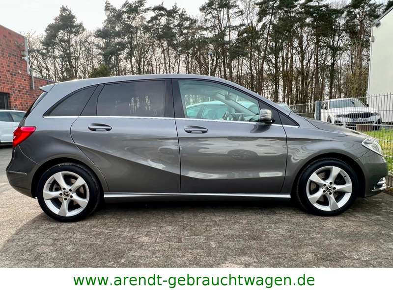 Mercedes-Benz B 250 B -Klasse B 250*Autom./AMG-Line/BI-Xenon/AHK*