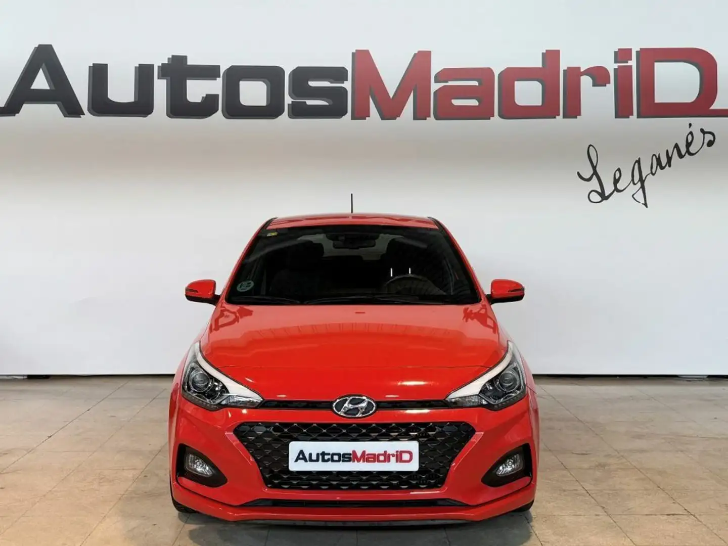 Hyundai i20 1.0 TGDI 74kW (100CV) Tecno LE Rojo - 2