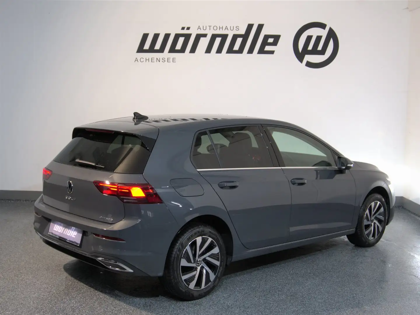 Volkswagen Golf Style eHybrid DSG Grau - 2
