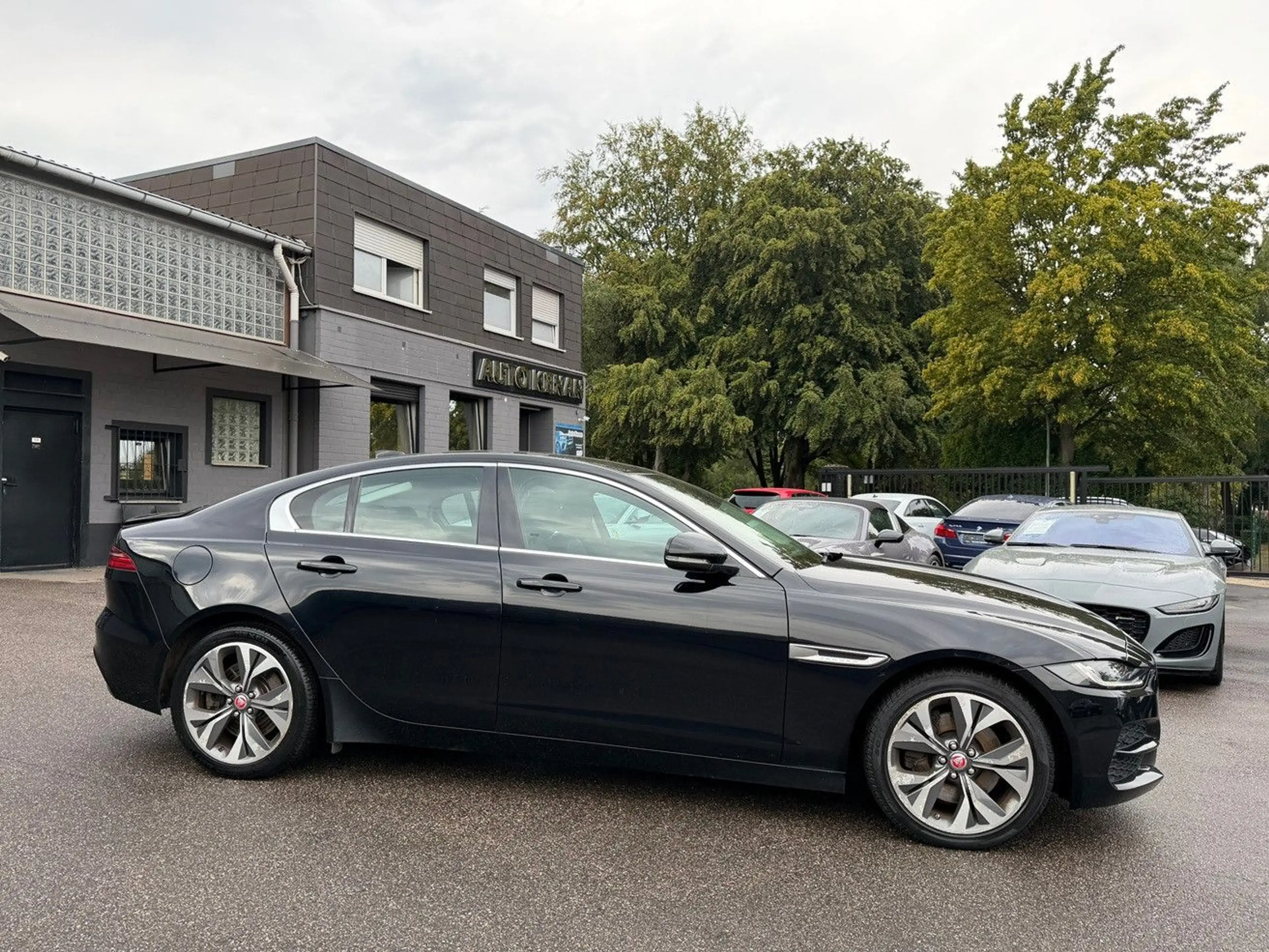 Jaguar XE D180 S AWD ACC/Leder/Kamera/InControl/LED/18' — photo 7