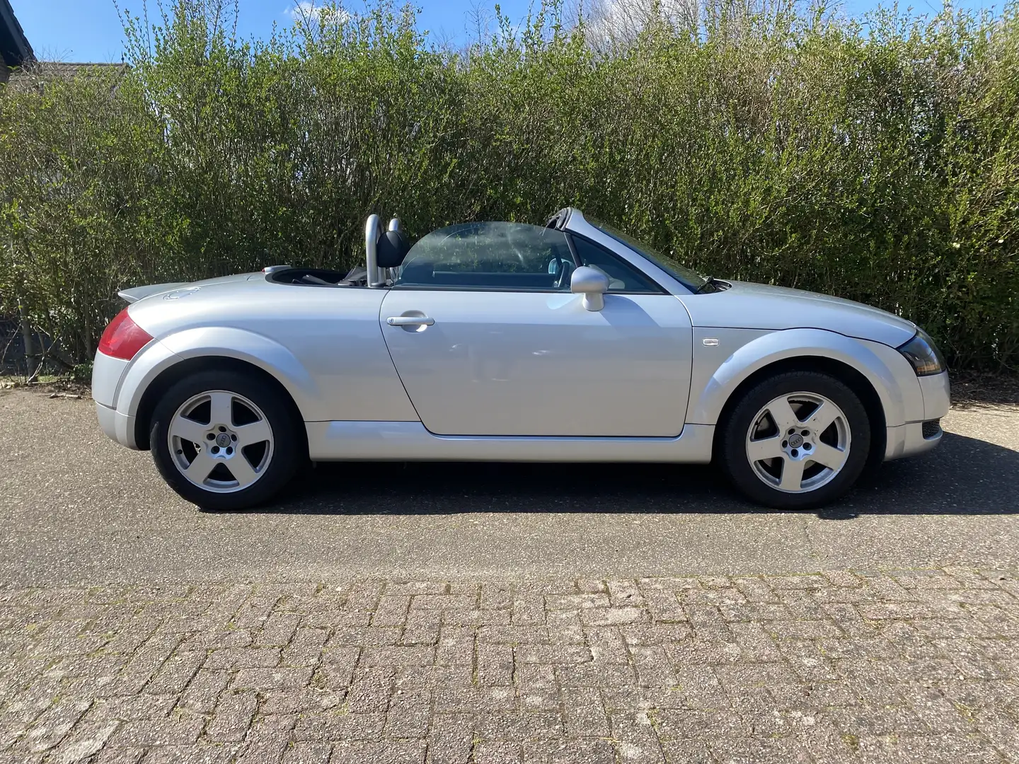 Audi TT 1.8 5V Turbo cabriolet nieuw dak Grijs - 2