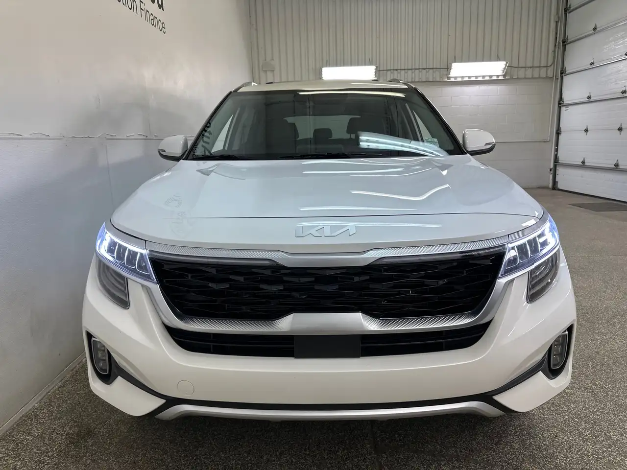 Kia Seltos снимка Kia Seltos