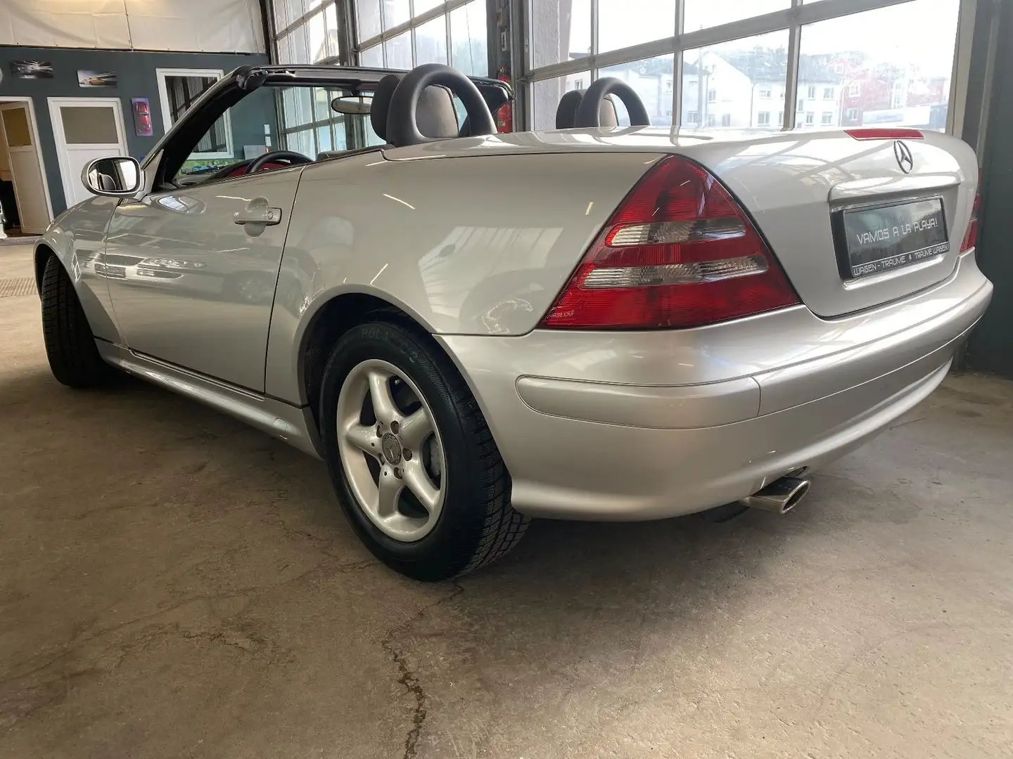 Mercedes-Benz SLK 200 K. 1.Hand nur 33.TKM TOP! Zilver - 2