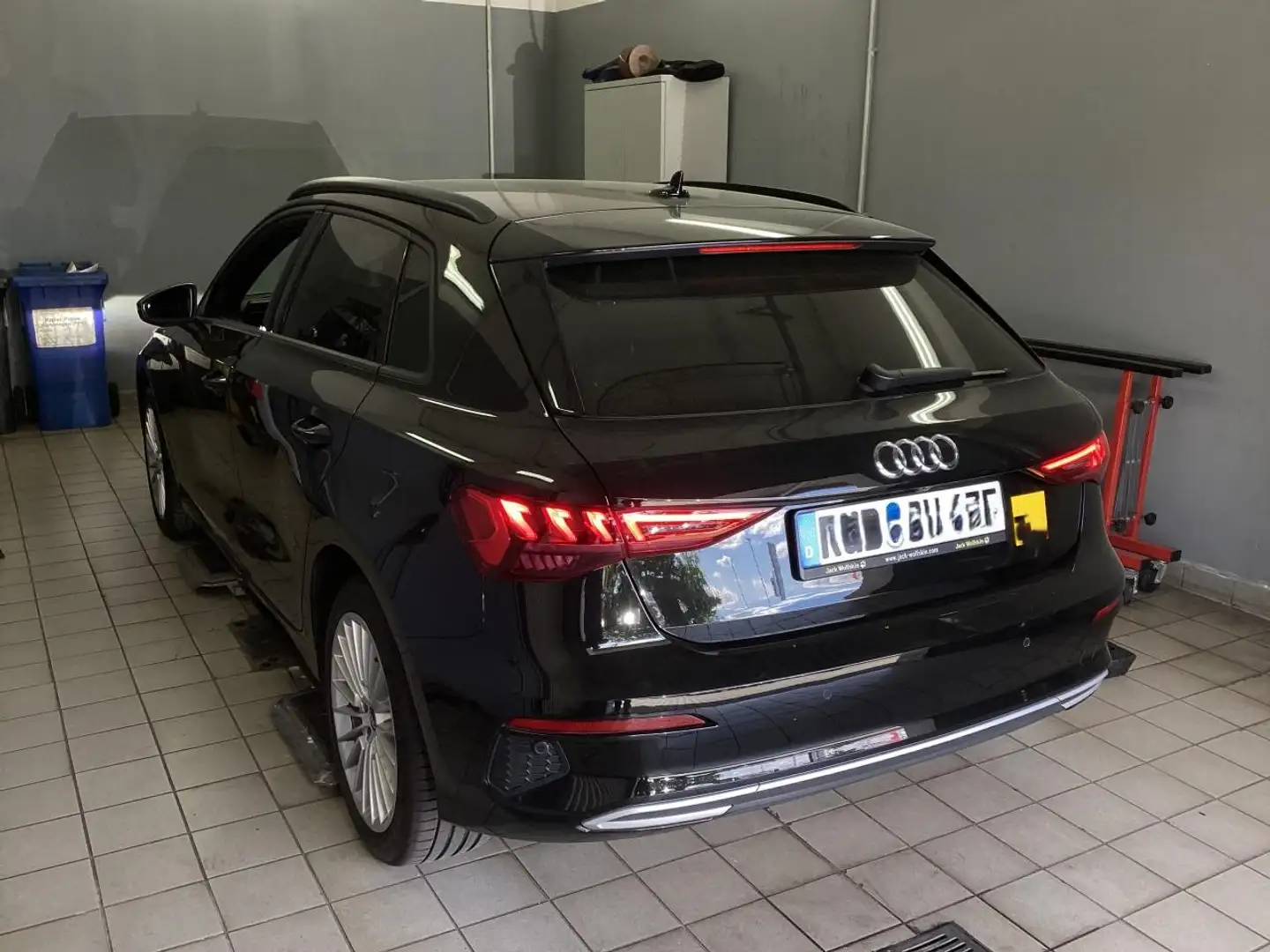 Audi A3 Sportback 40 TFSI e Advanced S-tronic Head Up B... Noir - 2