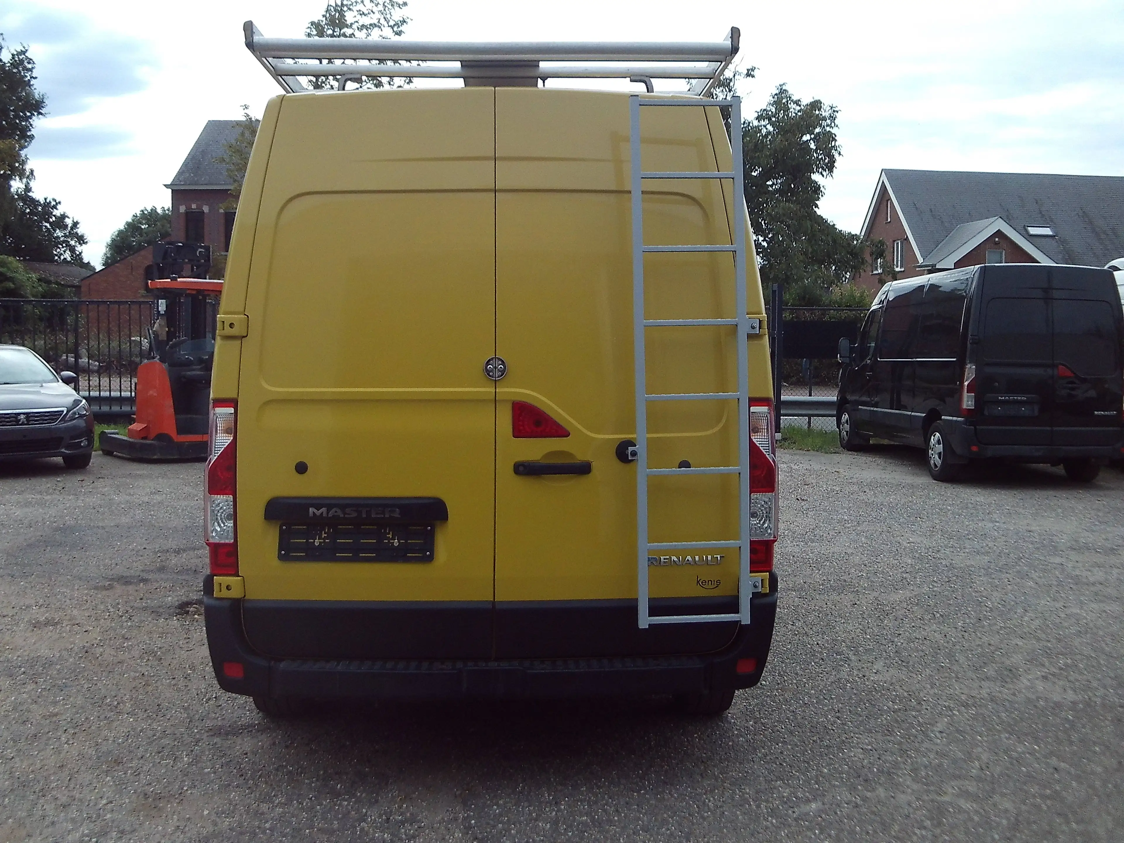 Renault Master 2.3 dCi 35 L2H2 Grand Confort (E5) — photo 4