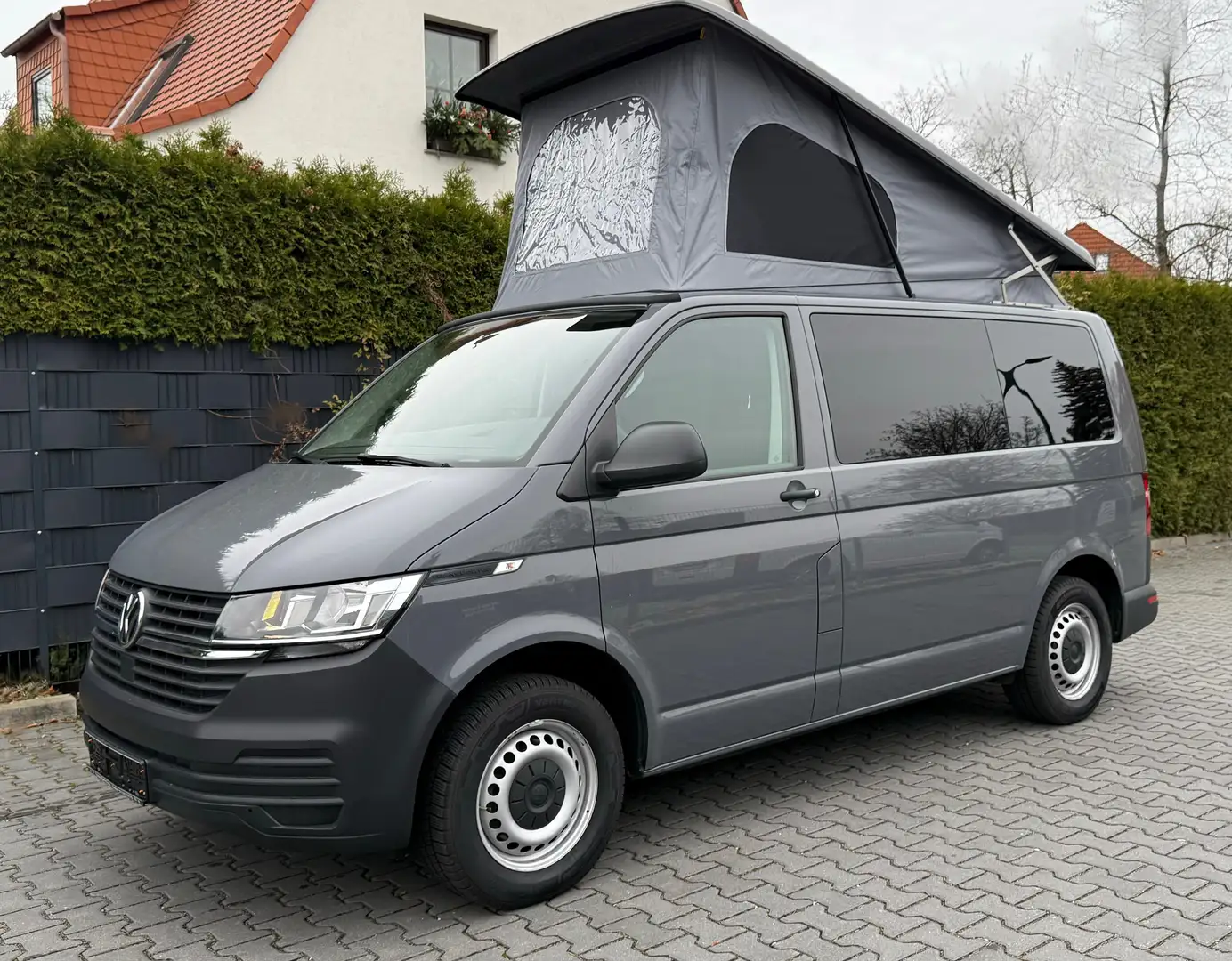 Volkswagen T6.1 California TDI *150PS *AUFSTELLDACH *CAMPER *BEACH *GARANTIE Grau - 1