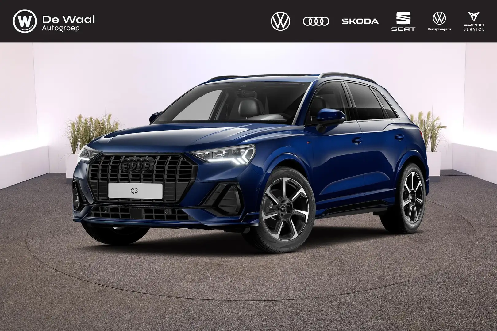 Audi Q3 35 TFSI S tronic S edition Competition Blauw - 1