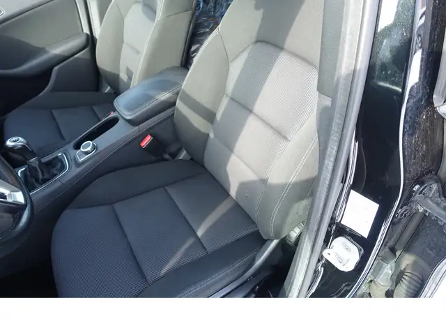 Mercedes-Benz B Class view 8