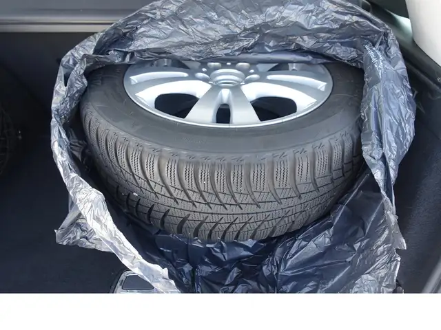 Mercedes-Benz B Class view 15