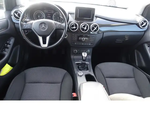 Mercedes-Benz B Class view 10