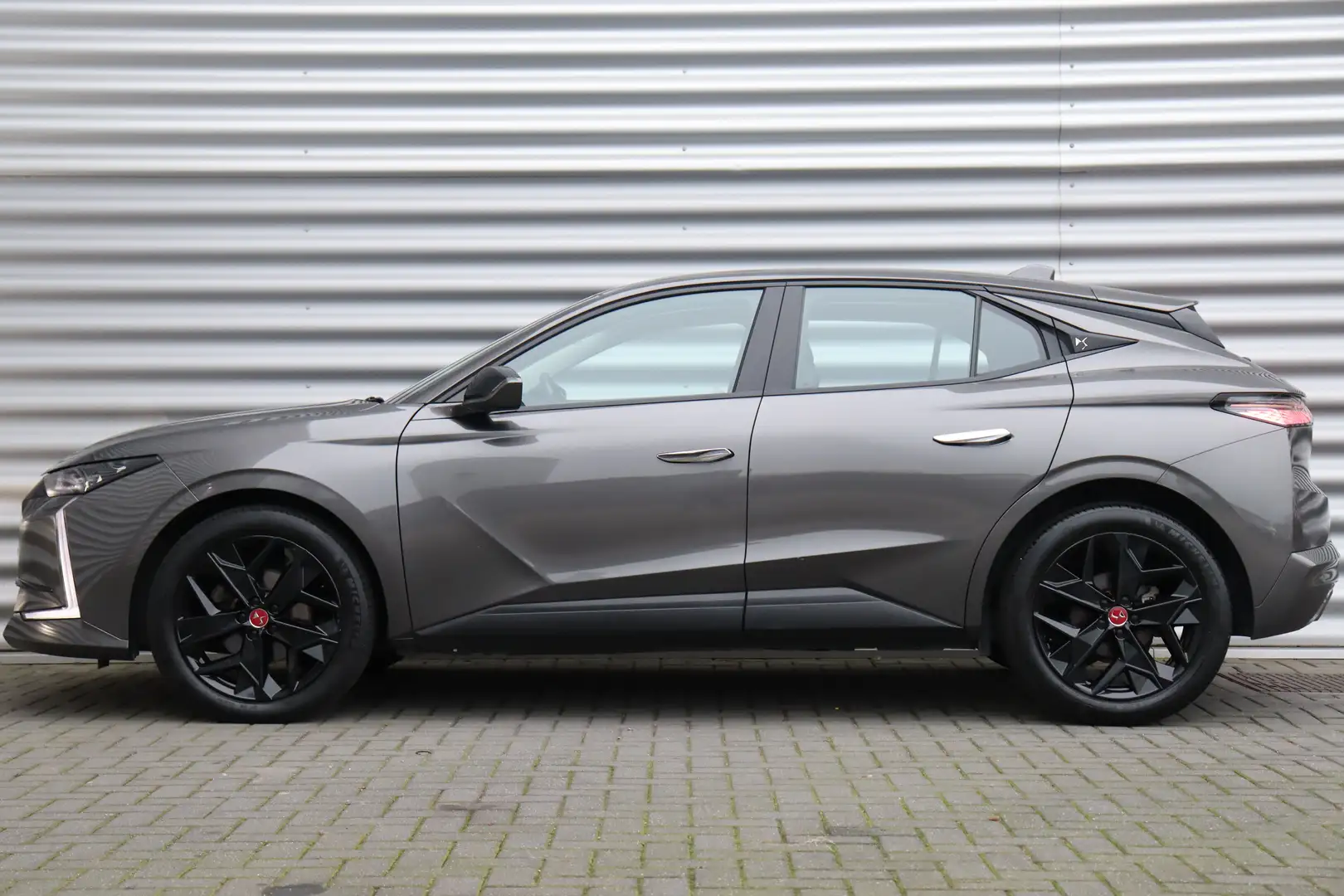 DS Automobiles DS 4 1.2 PURETECH 130PK PERFORMANCE LINE AUTOMAAT / NAV Gris - 2