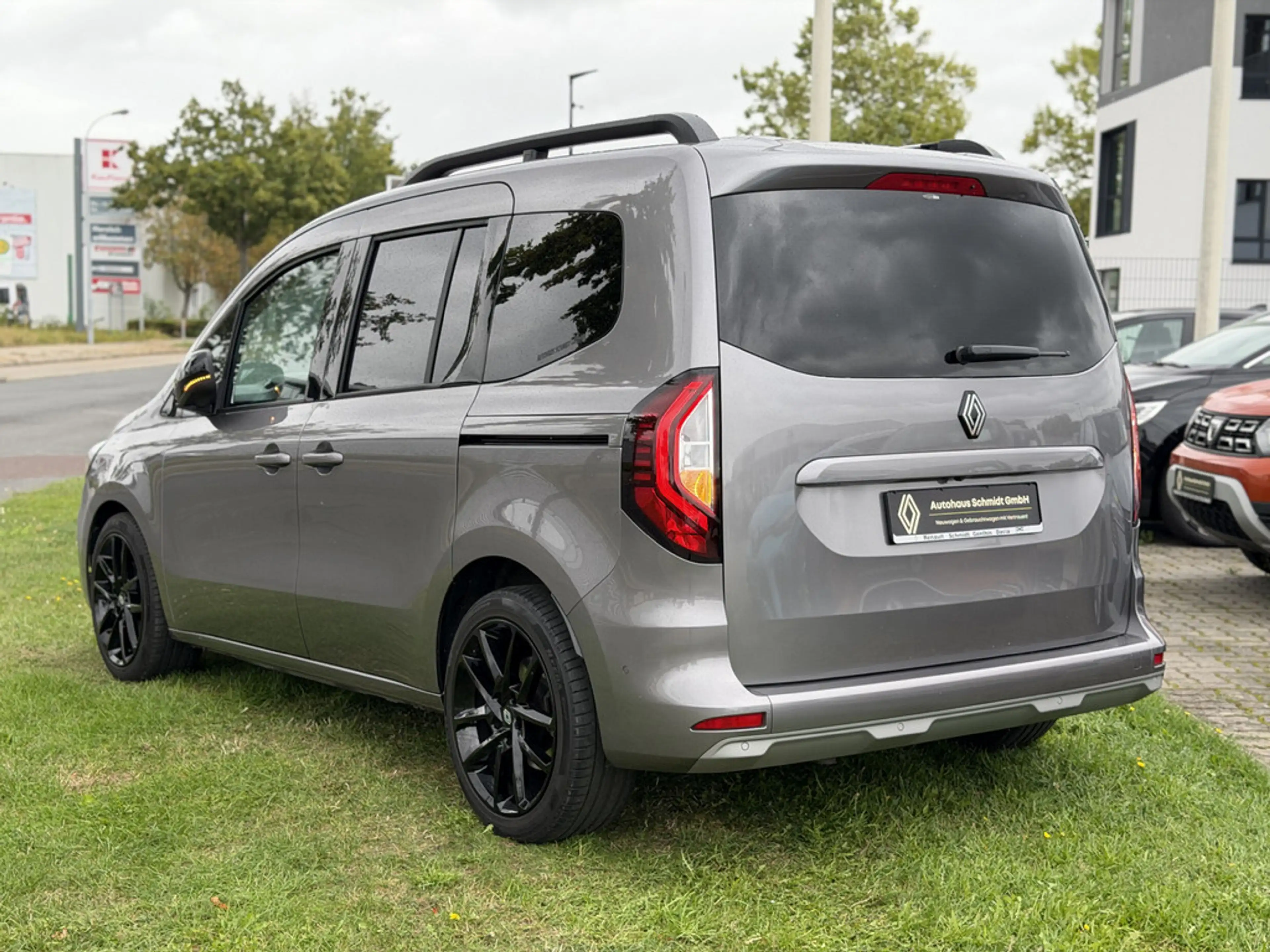 Renault Kangoo III 1.3 Techno EDC — photo 2